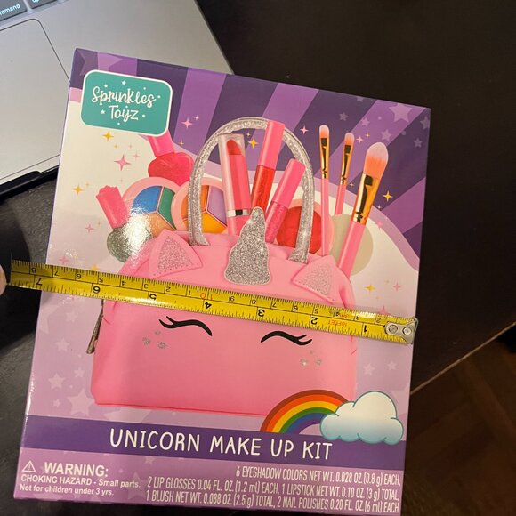Unicorn Make Up Kit (new) - Picture 9 of 9